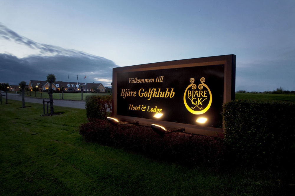 Bjaere Golfklubb Hotel & Lodge Бастад Экстерьер фото